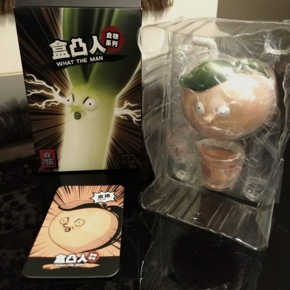 Flocked Anthropomorphic Peach Drink POP MART - Picture 2 of 7